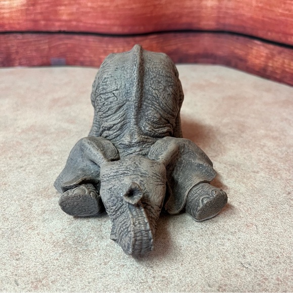 The Herd Martha Carey Elephant Sculpture Figurine Statue "Flop" #3108 - Picture 2 of 8